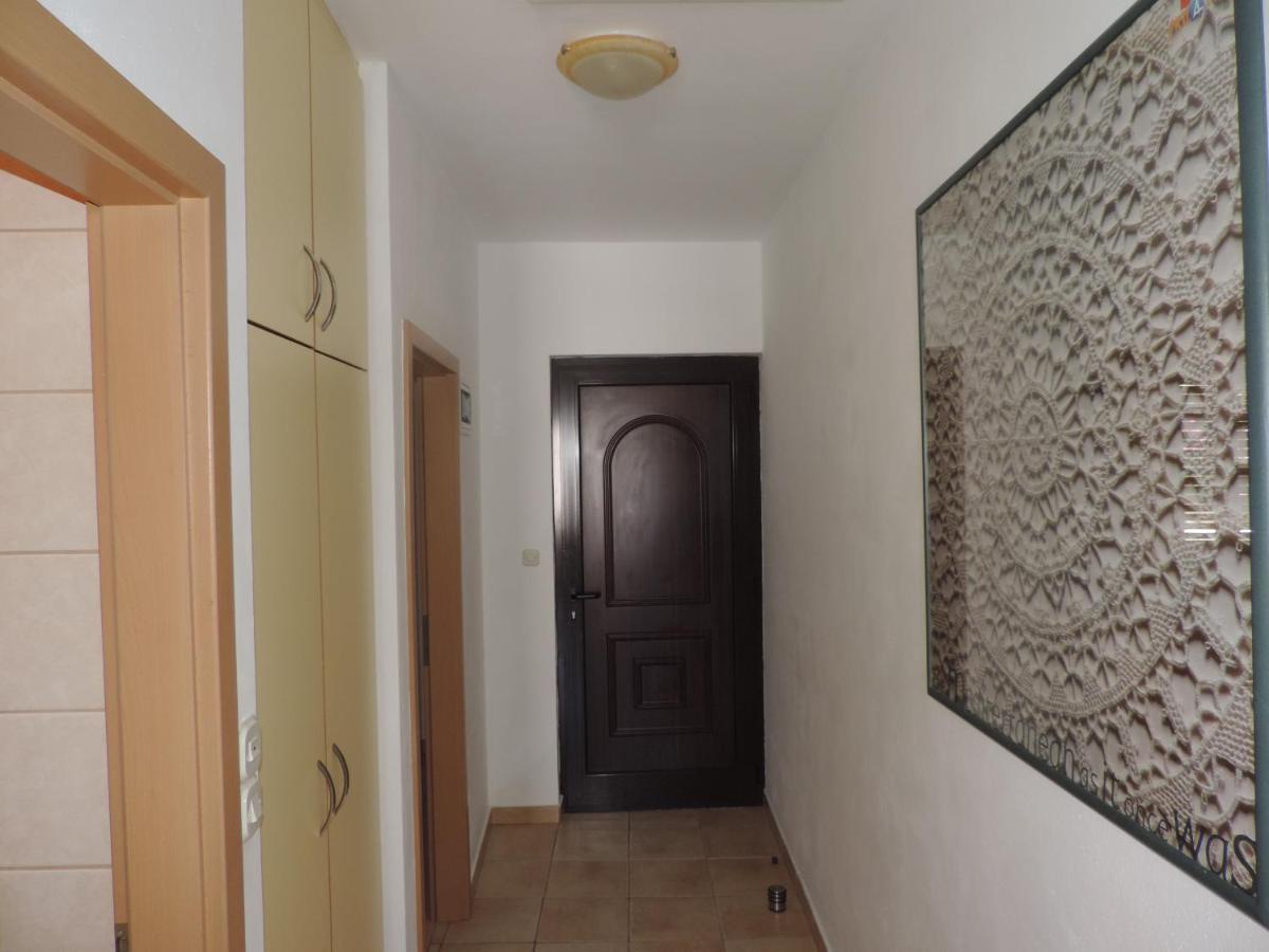 Apartmani Lavanda Pag Town Quarto foto